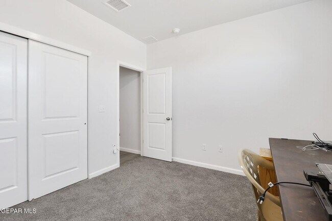 Building Photo - 1122 Gallium Ave