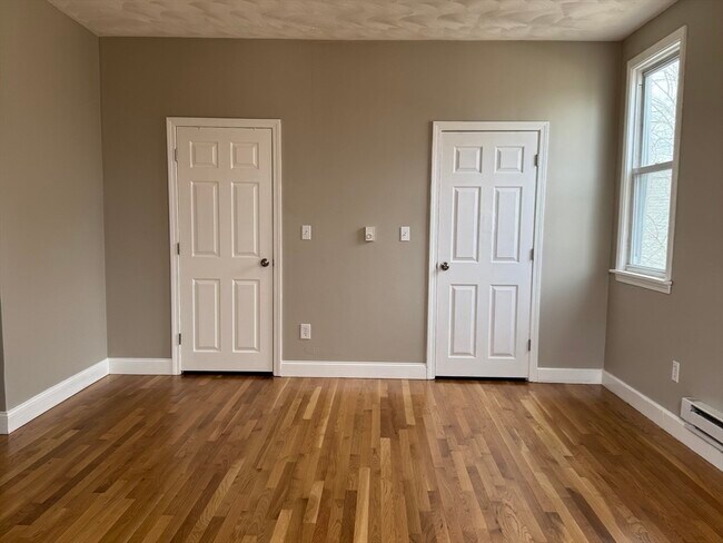 Building Photo - 630 Metropolitan Ave