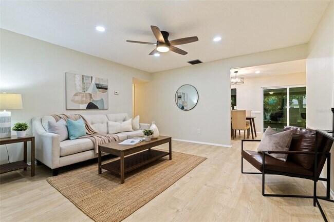 Building Photo - 1353 Wildwood Ct
