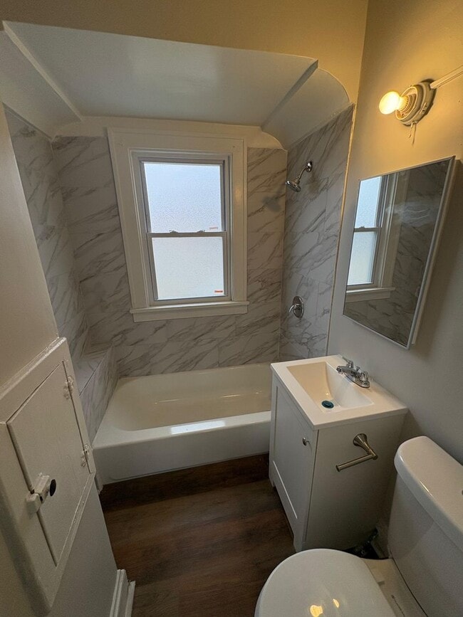 Building Photo - 15710 Corsica Ave