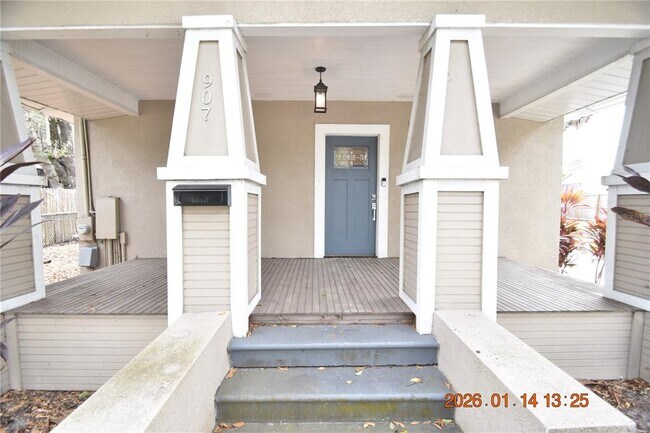 Building Photo - 907 E Patterson St