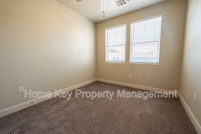 Building Photo - 1184 E Bulloch St