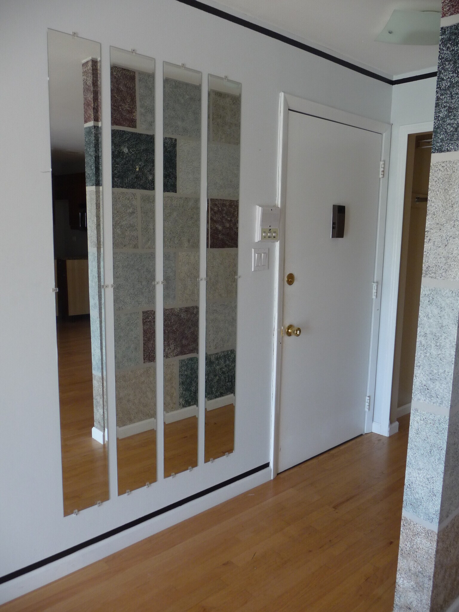 Building Photo - 920 Jonathon Ct