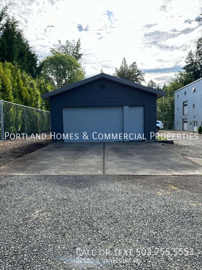 Building Photo - 22580 S Grapevine Rd