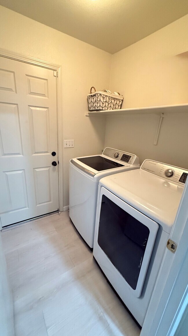 Building Photo - 5020 Accrington Way