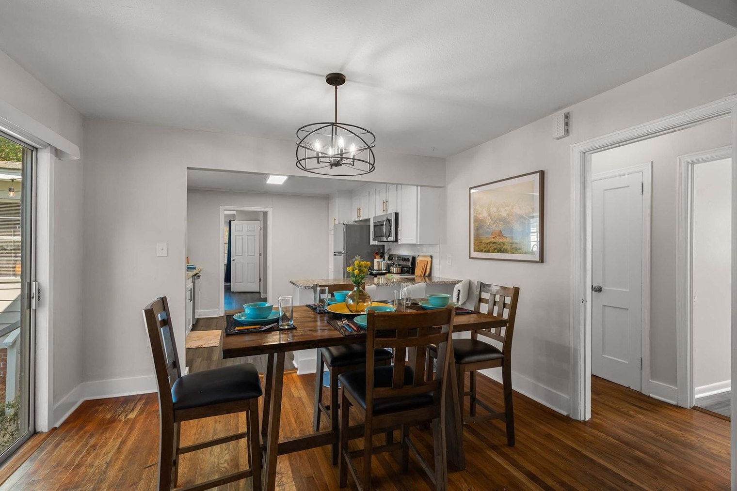 Building Photo - 1707 1st Terrace