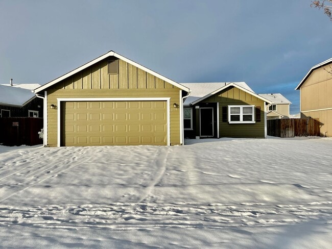 Primary Photo - New on the Market!