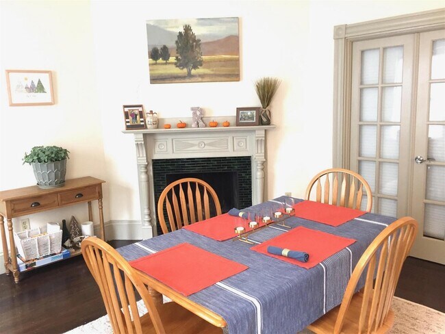 Building Photo - 12 Saginaw Ave