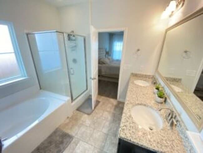 Building Photo - 243 Sallie Gordon Ln