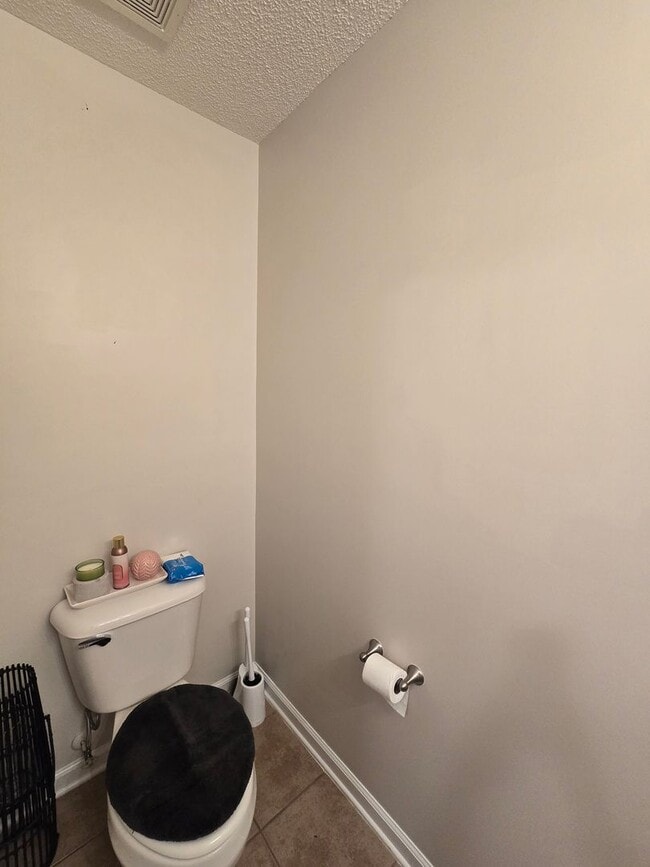 Building Photo - Woodland Park