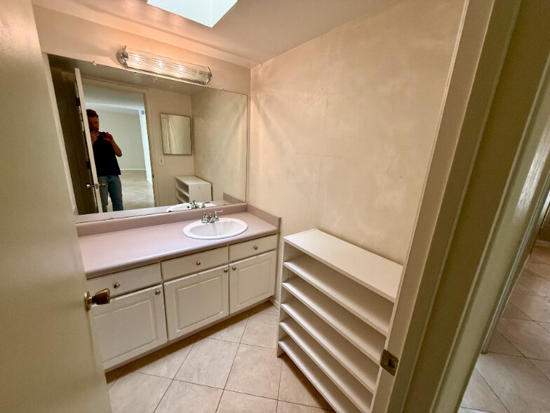 Building Photo - 4820 E Fort Lowell Rd