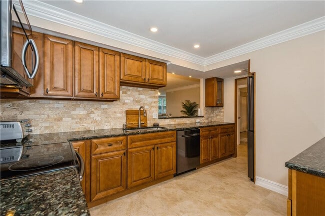 Building Photo - 6000 NW 2nd Ave