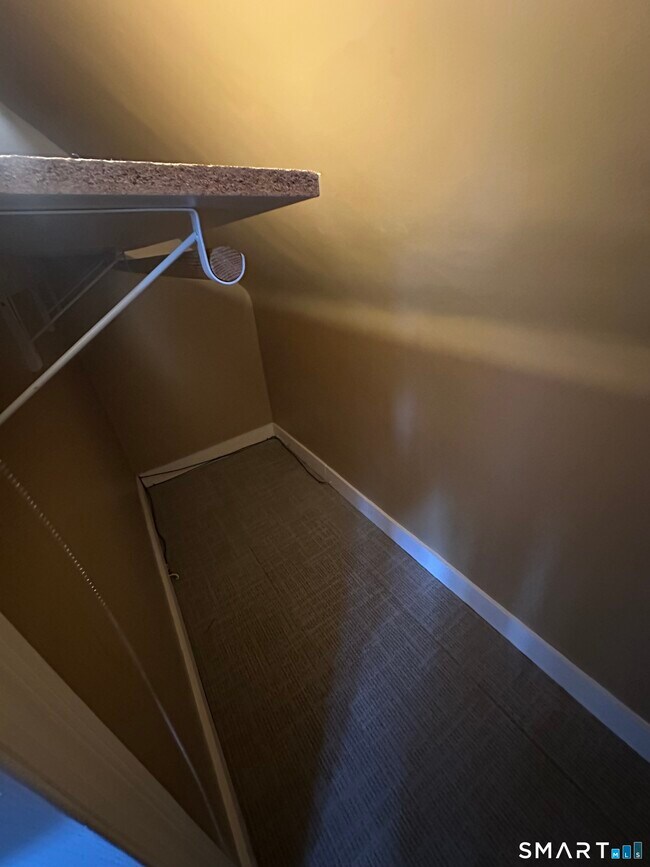 Building Photo - 205 French St