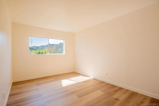 Building Photo - 1823 Sparks Ct