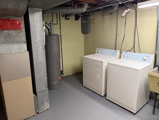 Building Photo - 29264 Tessmer Ct