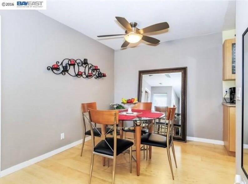 Building Photo - 4085 Abbey Ter