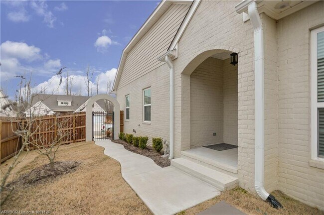 Building Photo - 8115 Donnington Ct