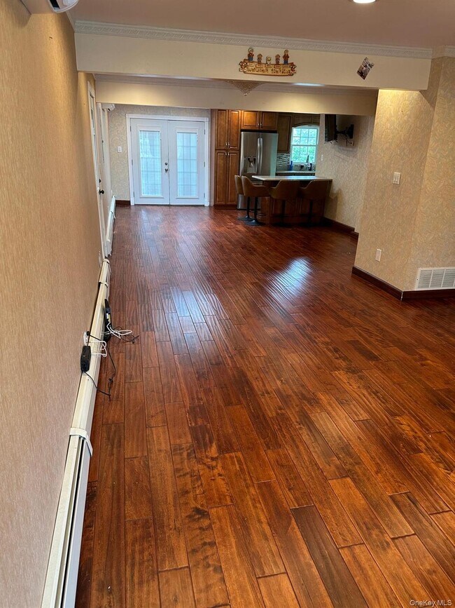 Building Photo - 899 Bowling Green Dr
