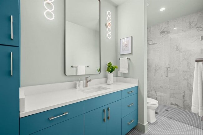 Building Photo - Stunning South Austin Oasis