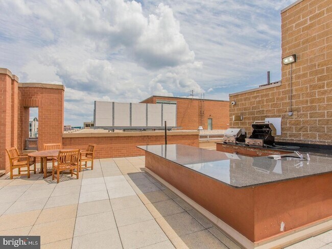 Building Photo - 631 D Street NW