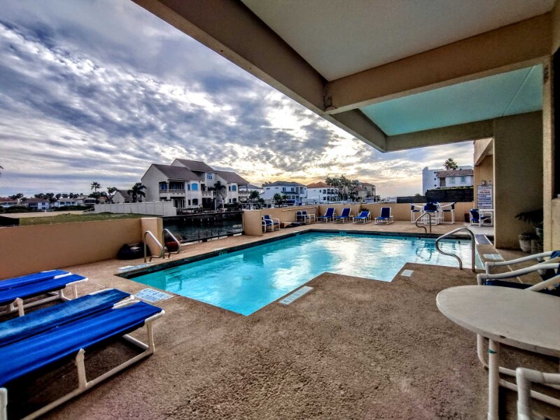 Building Photo - 6403 Padre Blvd