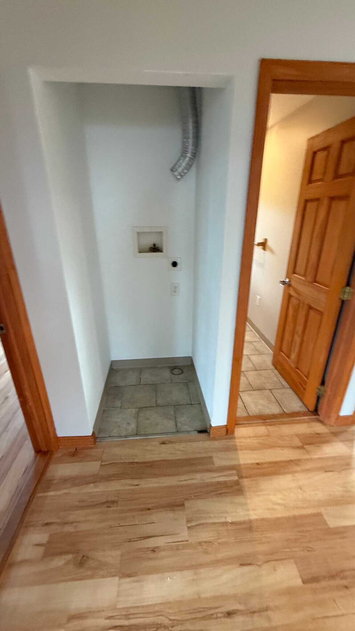 Washer dryer hook up - 41 Lakeview Pl