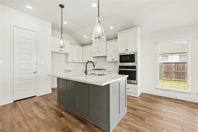 Building Photo - 9827 Starry Night Ln