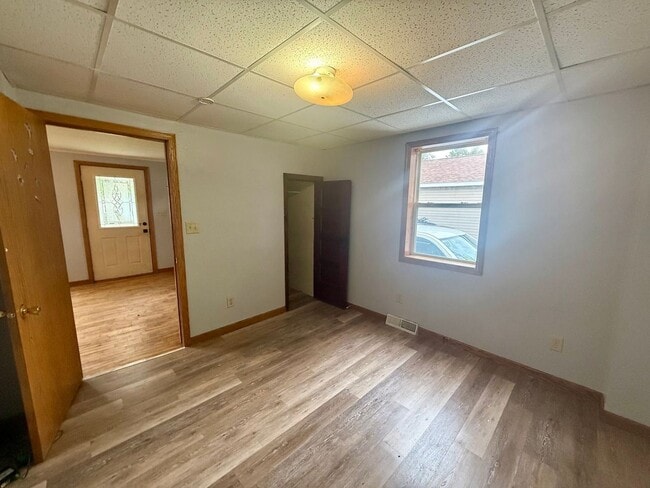 Building Photo - 3 Bed 1 Bath Single Family Home in Wausau