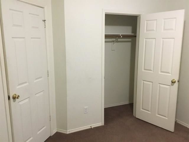 Building Photo - 5628 Creekhollow Dr