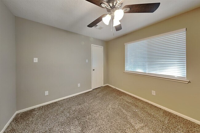 Building Photo - 14511 Cypress Falls Dr