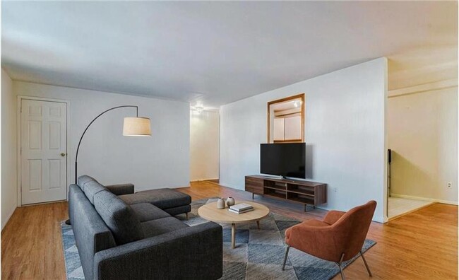 Building Photo - 226 Bexley Ln