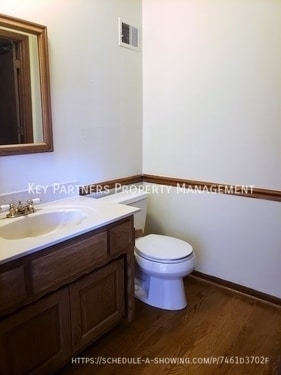 Building Photo - 7717 W 112th-
