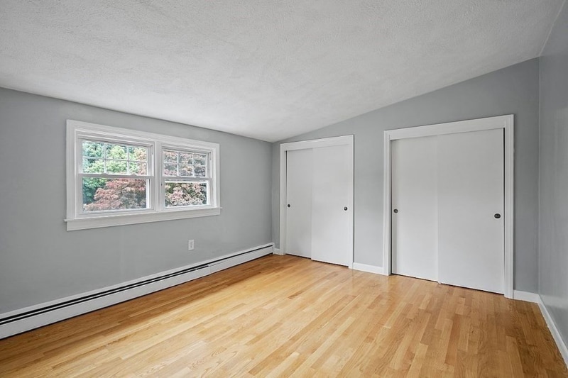 Building Photo - 212 W Plain St