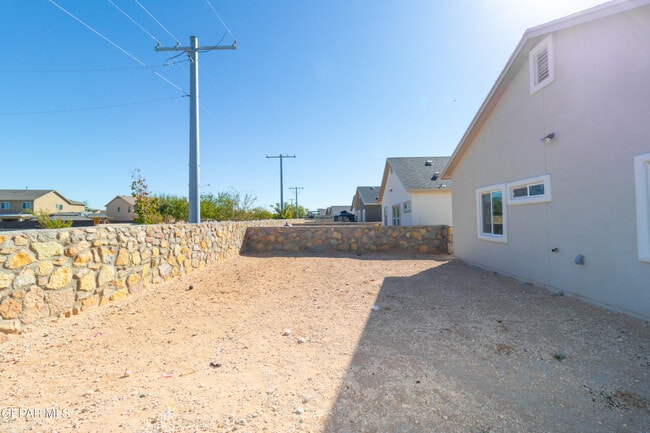 Building Photo - 5112 Joe Castillo St