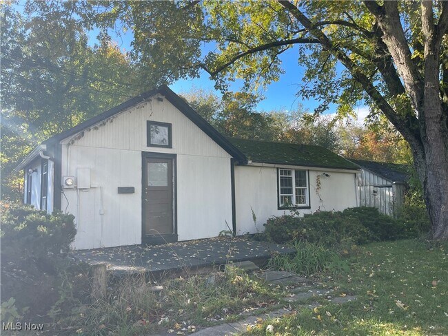 Primary Photo - 12676 Main Market Rd