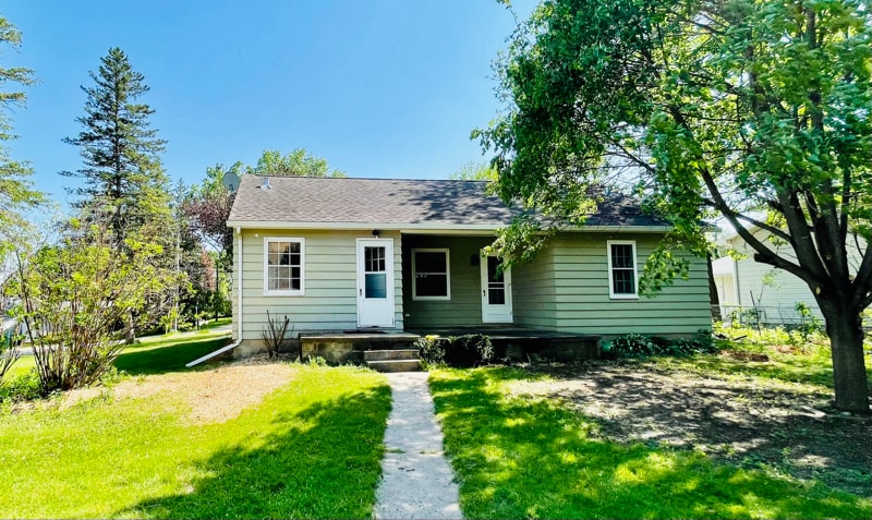 Building Photo - 101 22nd St SW