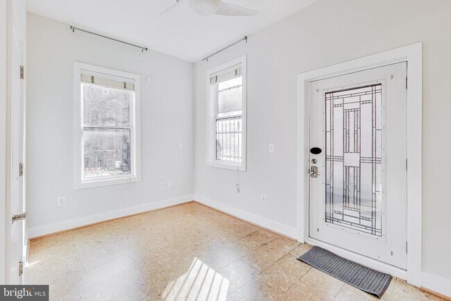 Building Photo - 500 M St NW