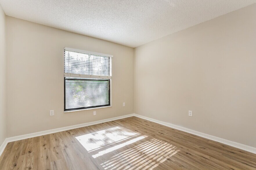 Building Photo - 4812 Pierce Arrow Dr