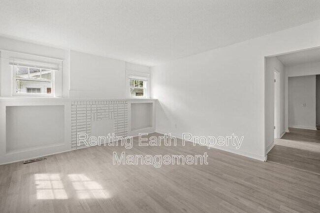 Building Photo - 4725 Court R