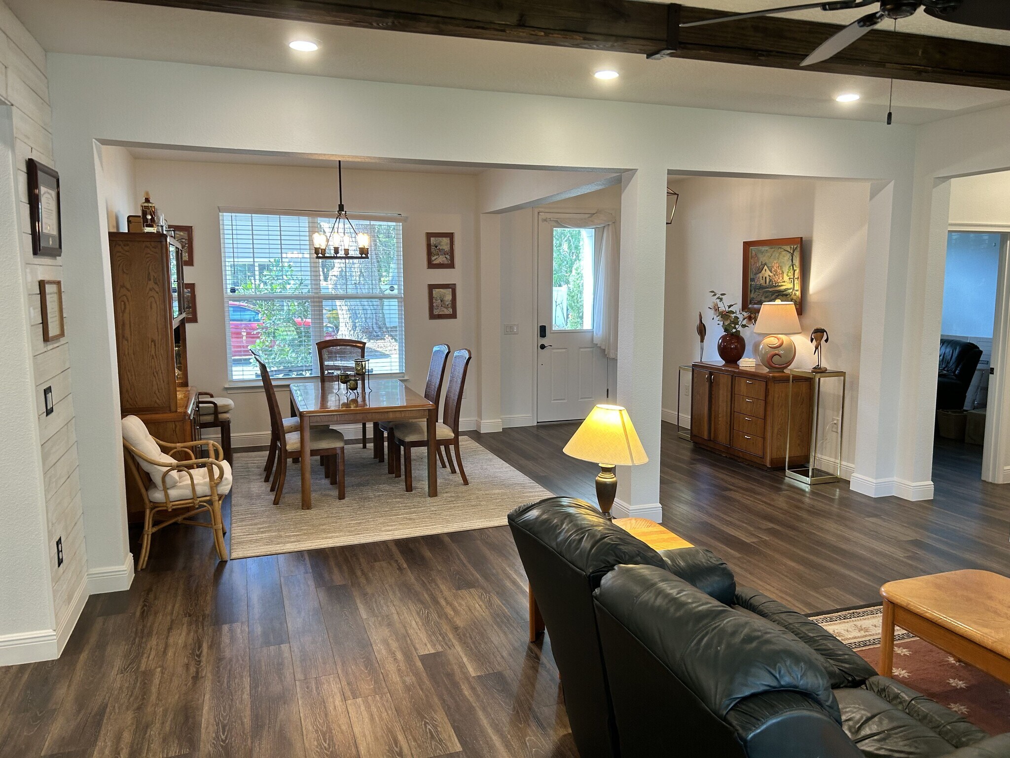 Building Photo - 223 Emmy Cv