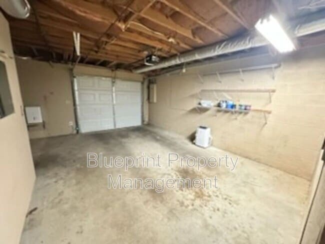 Building Photo - 118 Ridge Park Dr
