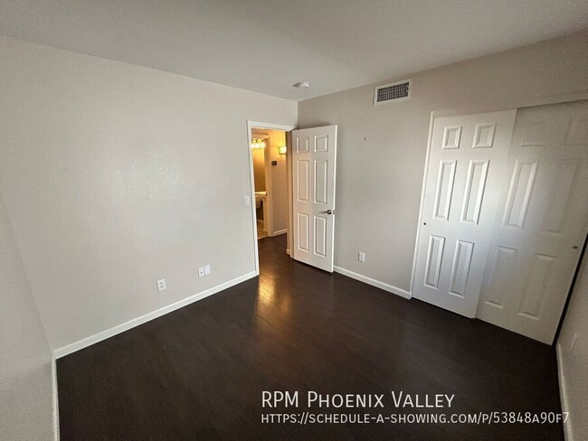 Building Photo - 3711 W Firehawk Dr