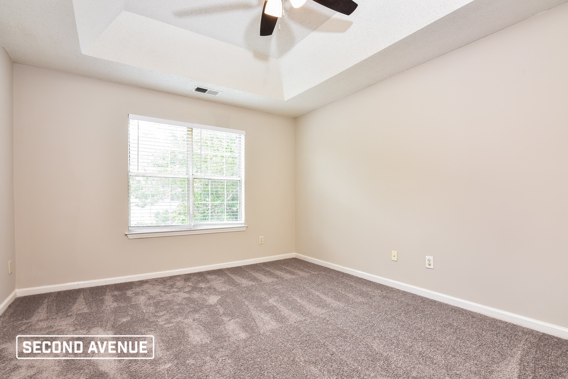 Building Photo - 2676 Boulder Pointe Way