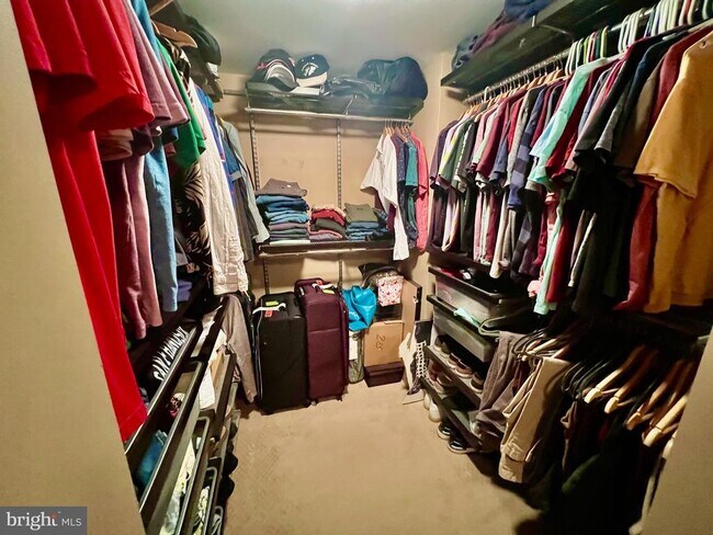 Building Photo - 1117 10th St NW