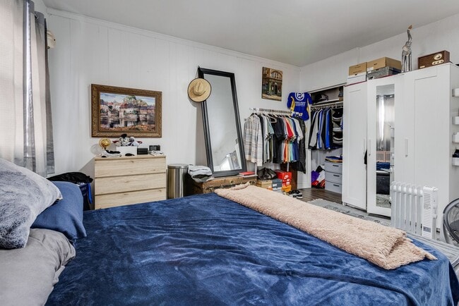 Building Photo - 2800 Berg St