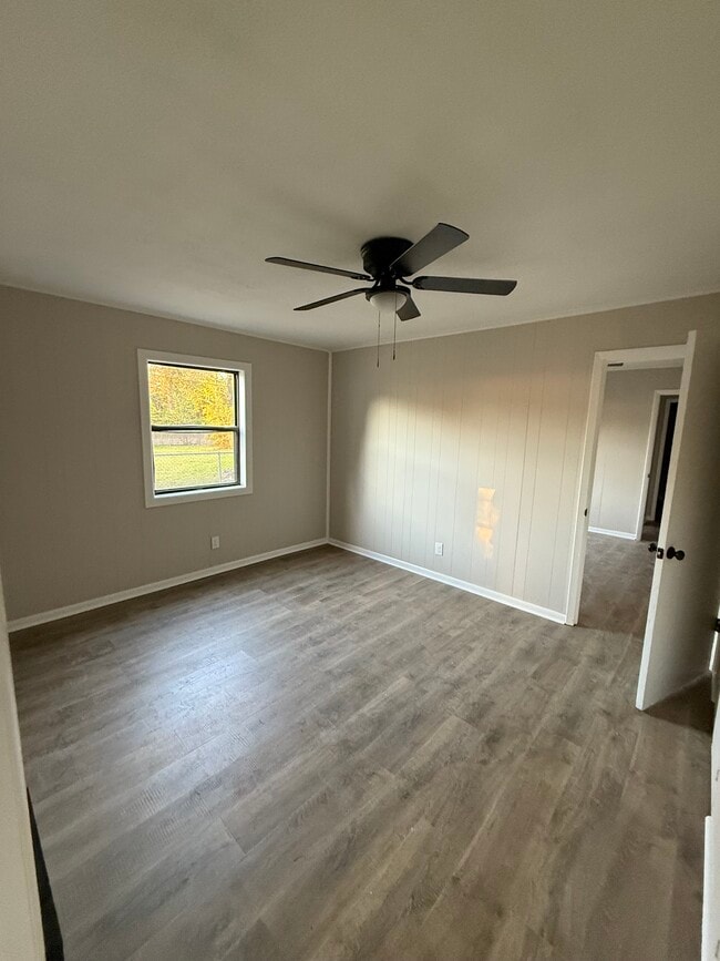 Building Photo - 616-622 14th St Quadplex