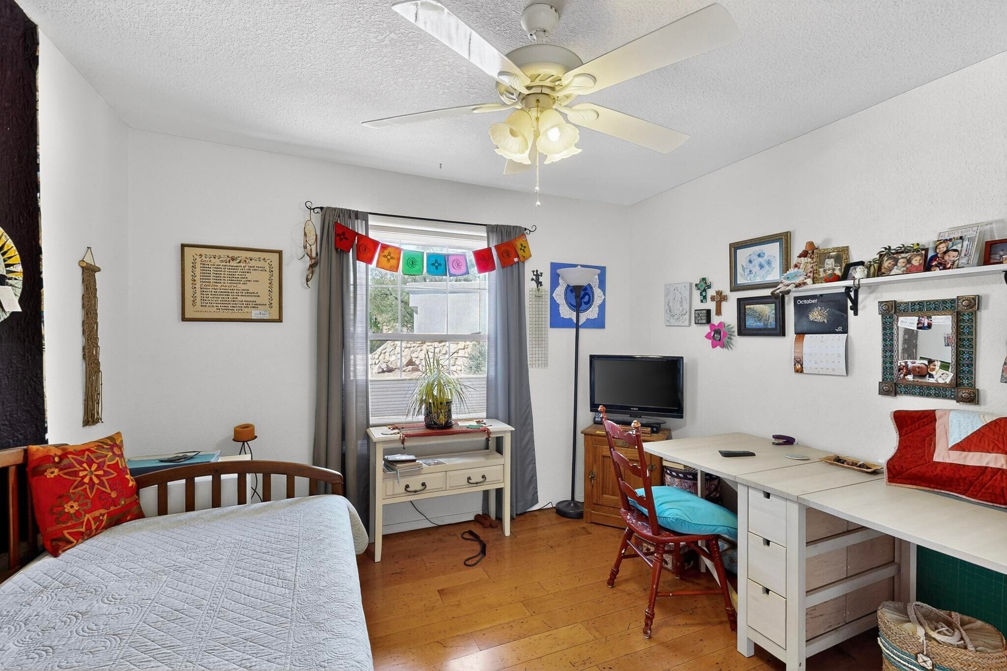 Building Photo - 2004 Vista Lejano