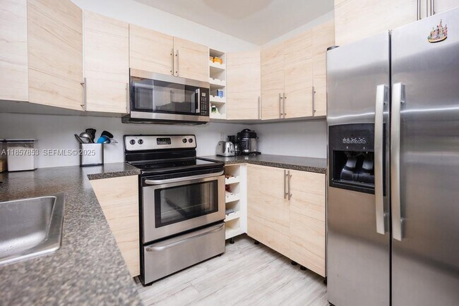 Building Photo - 501 Three Islands Boulevard