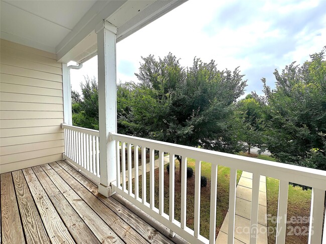 Building Photo - 228 Overstone Ct