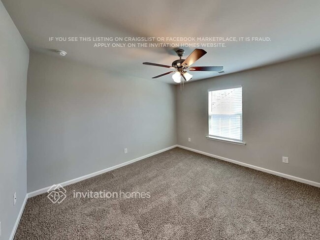 Building Photo - 16711 Cozy Cove Rd